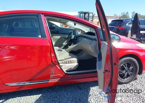 2012 Toyota Prius Four z USA, uszkodzony, nr VIN JTDKN3DU2C5387800